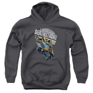 AN OFFCIALLY LICENSED JLA DEATHSTROKE RETRO YOUTH HOODIE CHARCOAL