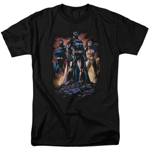 AN OFFCIALLY LICENSED JLA TAKE A STAND MEN'S REGULAR FIT T-SHIRT BLACK