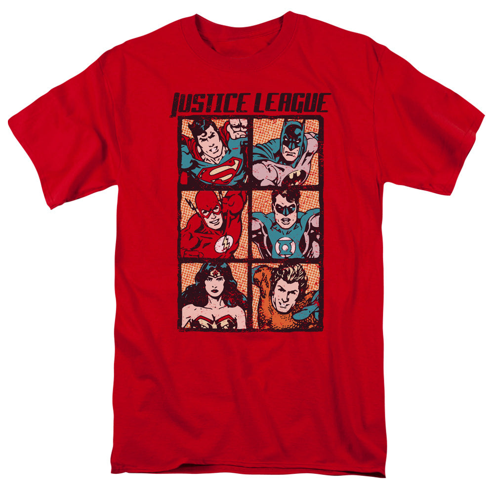 AN OFFCIALLY LICENSED JLA ROUGH PANELS MEN'S REGULAR FIT T-SHIRT RED