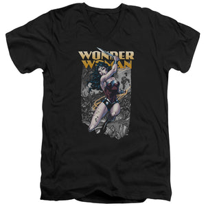AN OFFCIALLY LICENSED JLA WONDER SLICE MEN'S V-NECK T-SHIRT BLACK