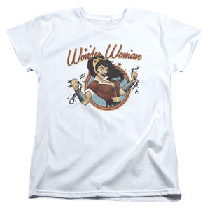 AN OFFCIALLY LICENSED JLA WONDER BREAK WOMEN'S REGULAR FIT T-SHIRT WHITE