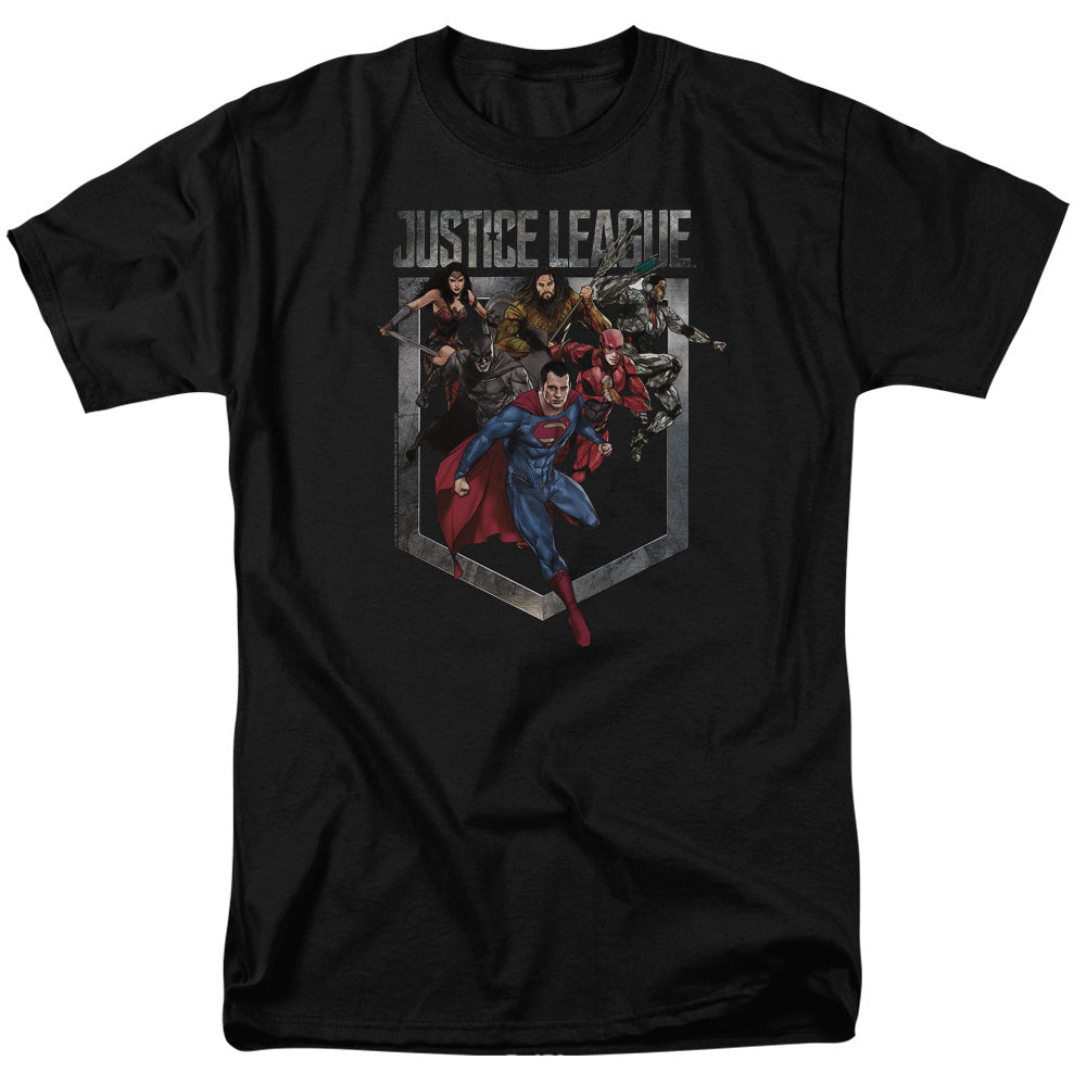 AN OFFCIALLY LICENSED JUSTICE LEAGUE MOVIE CHARGE MEN'S REGULAR FIT T-SHIRT BLACK
