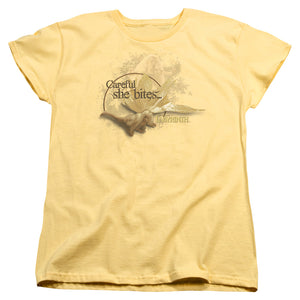 AN OFFCIALLY LICENSED LABYRINTH SHE BITES WOMEN'S REGULAR FIT T-SHIRT BANANA