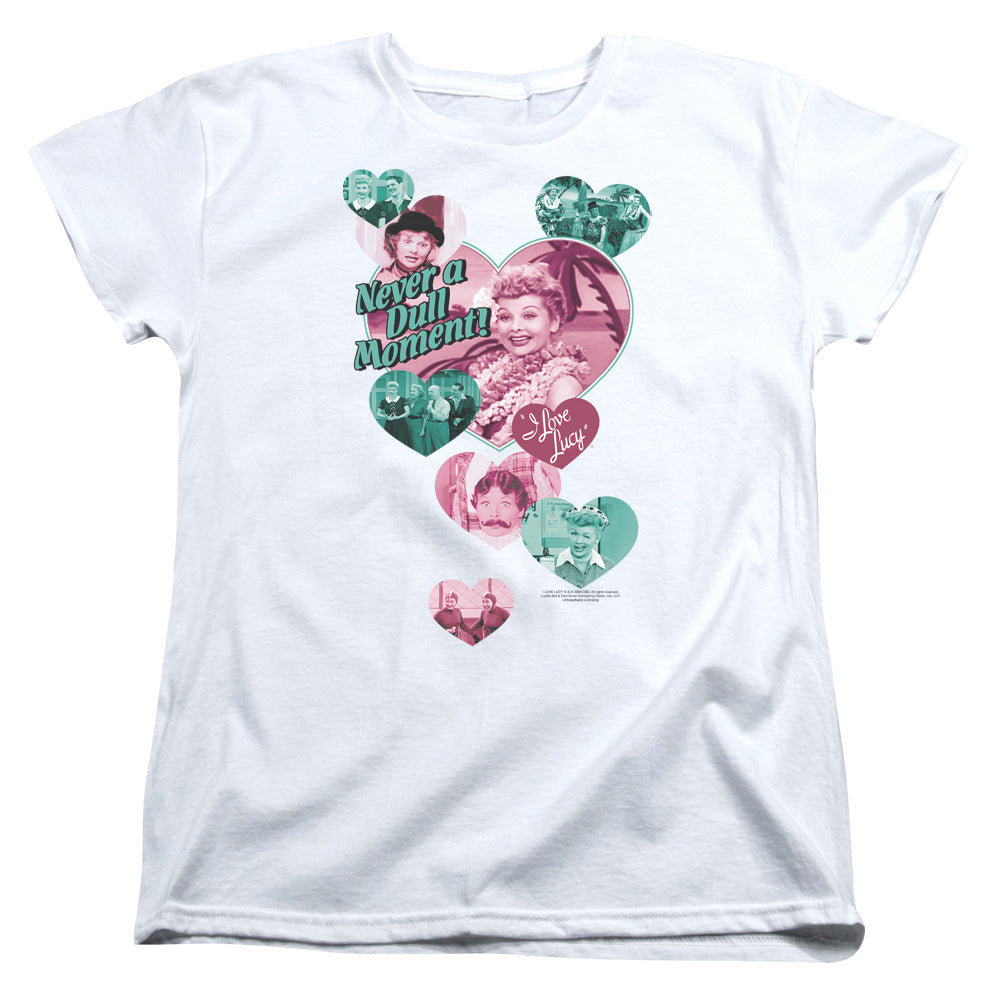 AN OFFCIALLY LICENSED I LOVE LUCY NEVER A DULL MOMENT WOMEN'S REGULAR FIT T-SHIRT WHITE