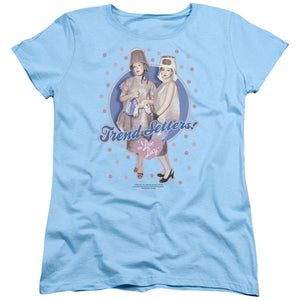 AN OFFCIALLY LICENSED I LOVE LUCY TREND SETTERS WOMEN'S REGULAR FIT T-SHIRT LIGHT BLUE