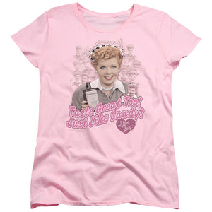 AN OFFCIALLY LICENSED I LOVE LUCY TASTES LIKE CANDY WOMEN'S REGULAR FIT T-SHIRT PINK