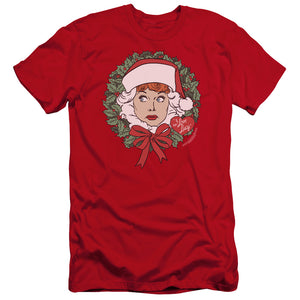 AN OFFCIALLY LICENSED I LOVE LUCY WREATH MEN'S PREMIUM SLIM FIT T-SHIRT RED