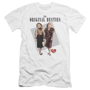 AN OFFCIALLY LICENSED I LOVE LUCY ORIGINAL BESTIE MEN'S PREMIUM SLIM FIT T-SHIRT WHITE