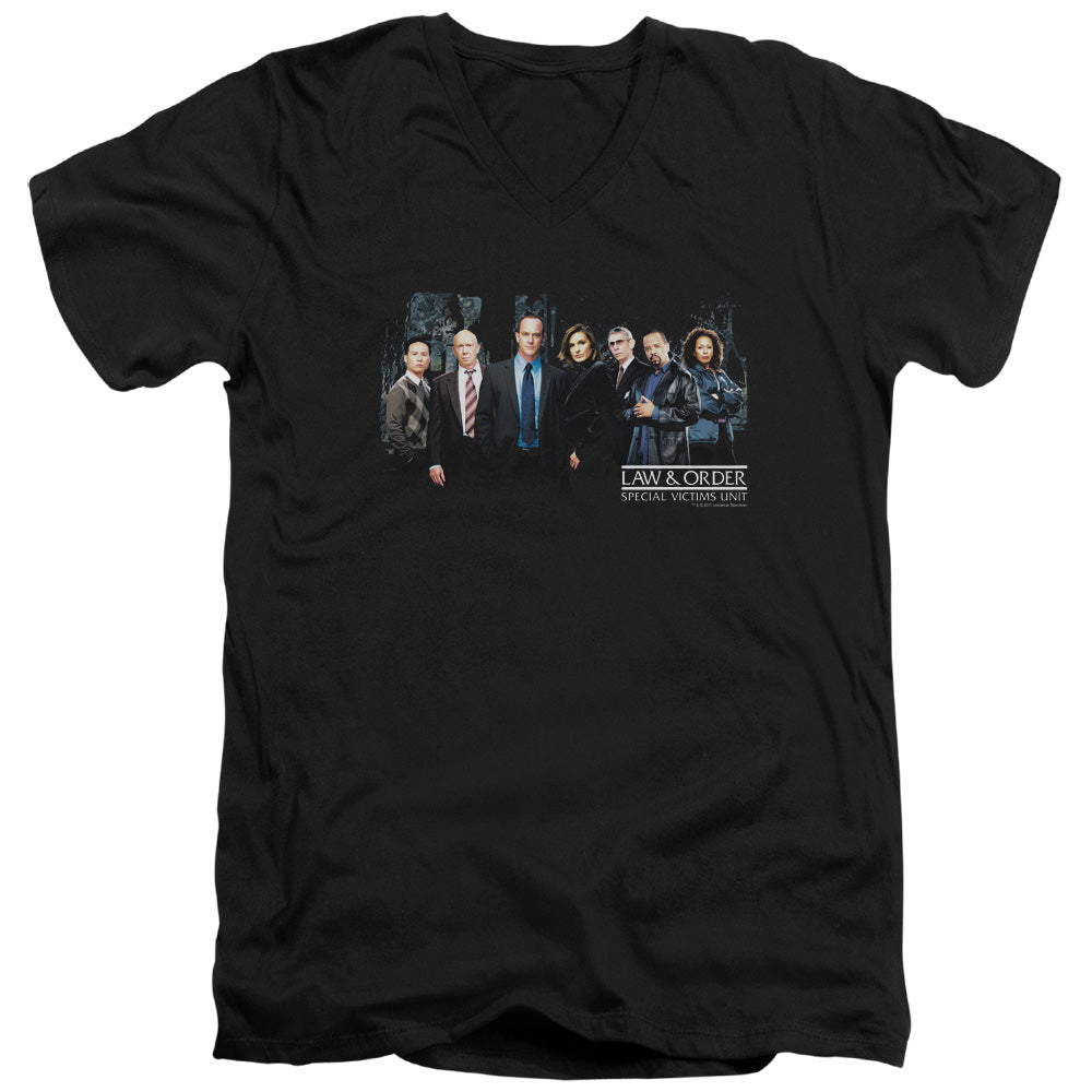 AN OFFCIALLY LICENSED LAW AND ORDER SVU CAST MEN'S V-NECK T-SHIRT BLACK