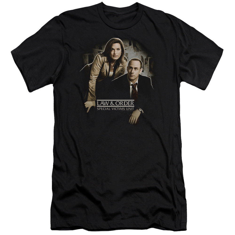 AN OFFCIALLY LICENSED LAW AND ORDER SVU HELPING VICTIMS MEN'S PREMIUM SLIM FIT T-SHIRT BLACK