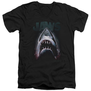 AN OFFCIALLY LICENSED JAWS TERROR IN THE DEEP MEN'S V-NECK T-SHIRT BLACK