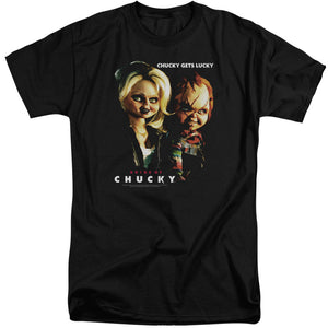 AN OFFCIALLY LICENSED BRIDE OF CHUCKY CHUCKY GETS LUCKY MEN'S TALL FIT T-SHIRT BLACK