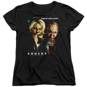 AN OFFCIALLY LICENSED BRIDE OF CHUCKY CHUCKY GETS LUCKY WOMEN'S REGULAR FIT T-SHIRT BLACK