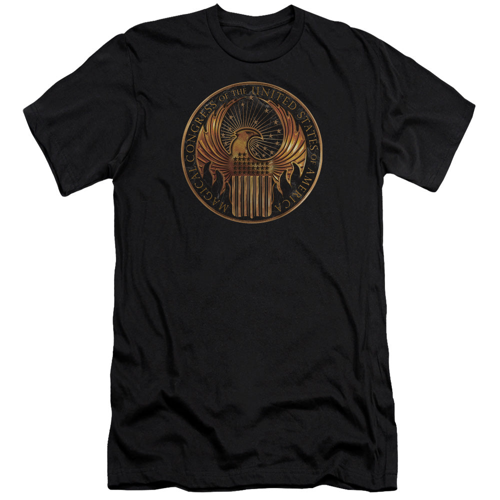 AN OFFCIALLY LICENSED FANTASTIC BEASTS MAGICAL CONGRESS CREST MEN'S PREMIUM SLIM FIT T-SHIRT BLACK