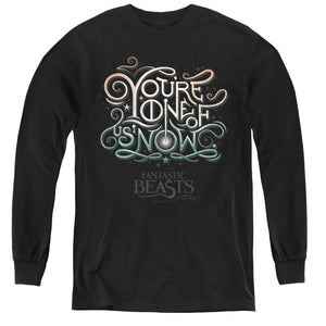 AN OFFCIALLY LICENSED FANTASTIC BEASTS ONE OF US YOUTH LONG SLEEVE T-SHIRT BLACK