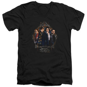 AN OFFCIALLY LICENSED FANTASTIC BEASTS GROUP PORTRAIT MEN'S V-NECK T-SHIRT BLACK