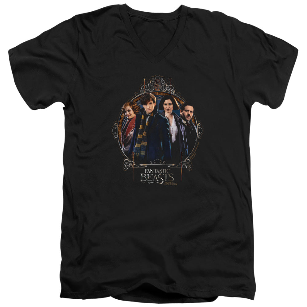 AN OFFCIALLY LICENSED FANTASTIC BEASTS GROUP PORTRAIT MEN'S V-NECK T-SHIRT BLACK