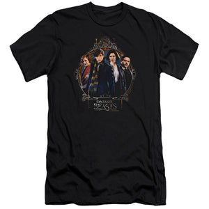 AN OFFCIALLY LICENSED FANTASTIC BEASTS GROUP PORTRAIT MEN'S PREMIUM SLIM FIT T-SHIRT BLACK