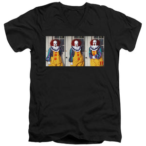 AN OFFCIALLY LICENSED IT 1990 JOKE MEN'S V-NECK T-SHIRT BLACK