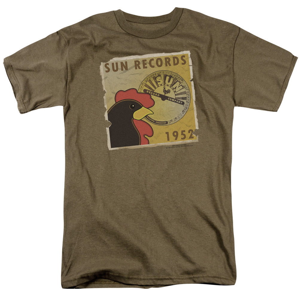 Sun Distrsd Rooster Poster 1952 Licensed Adult Unisex T-Shirt Regular Fit Tee